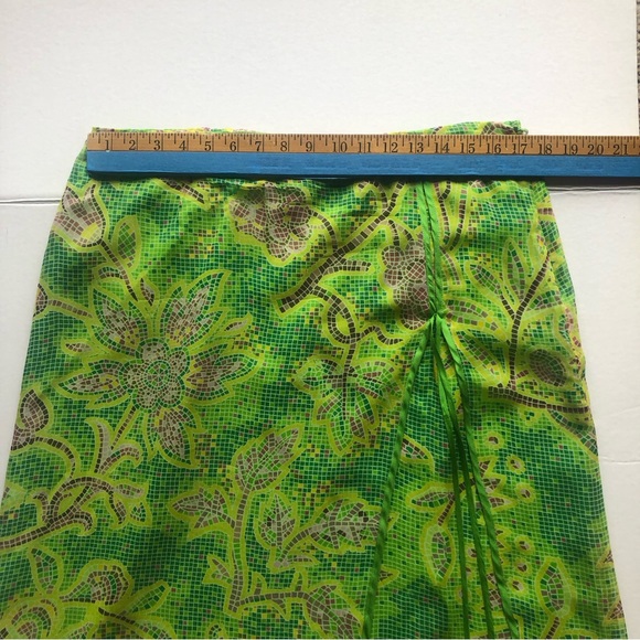 Gorgeous Skirt and Matching Top Set from La Rue 39 Size 14 - Picture 11 of 16